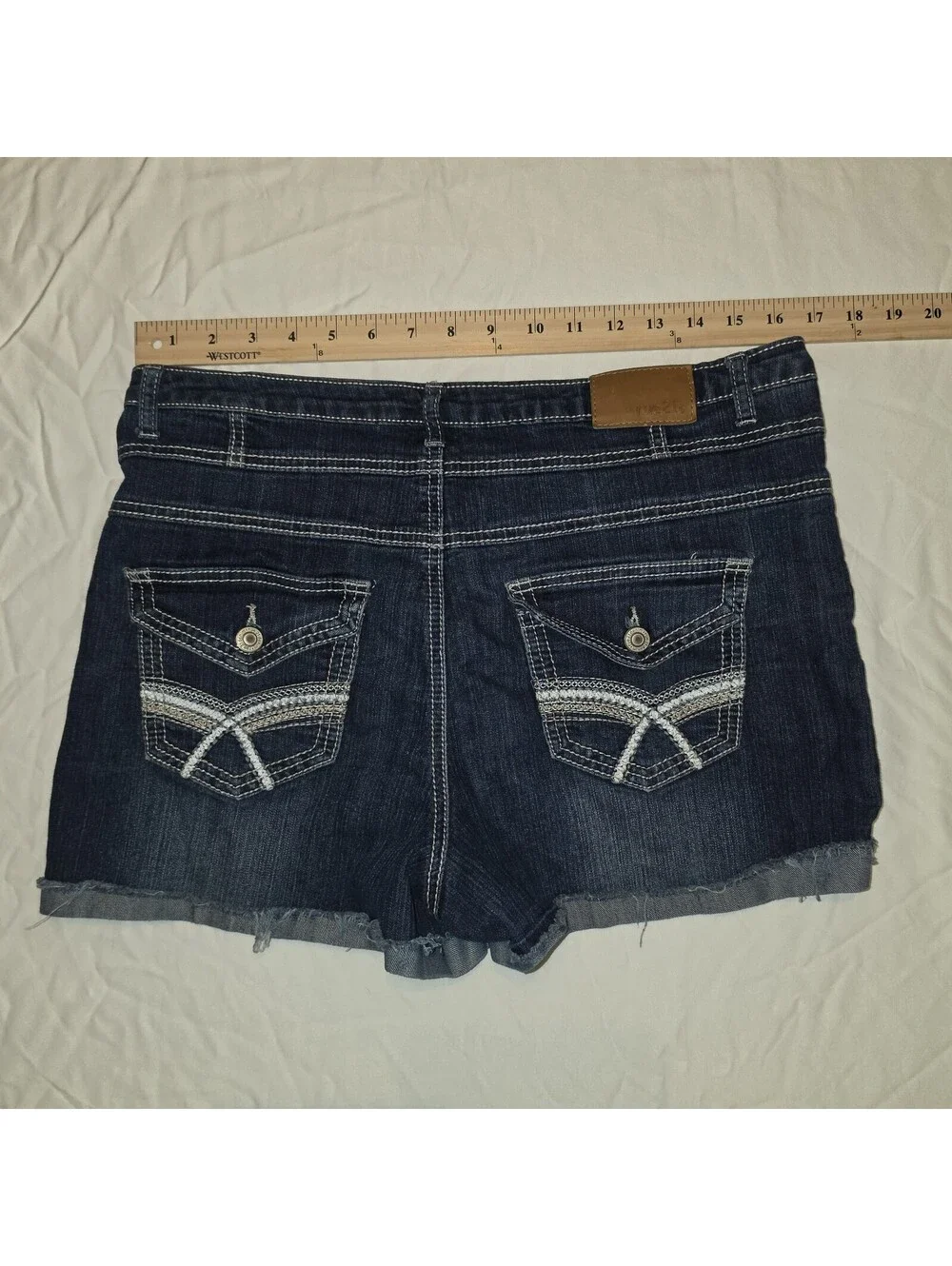 Rue21 Y2K Dark Wash Denim Shorts Button Fly Embroidered Pockets Size 13/14